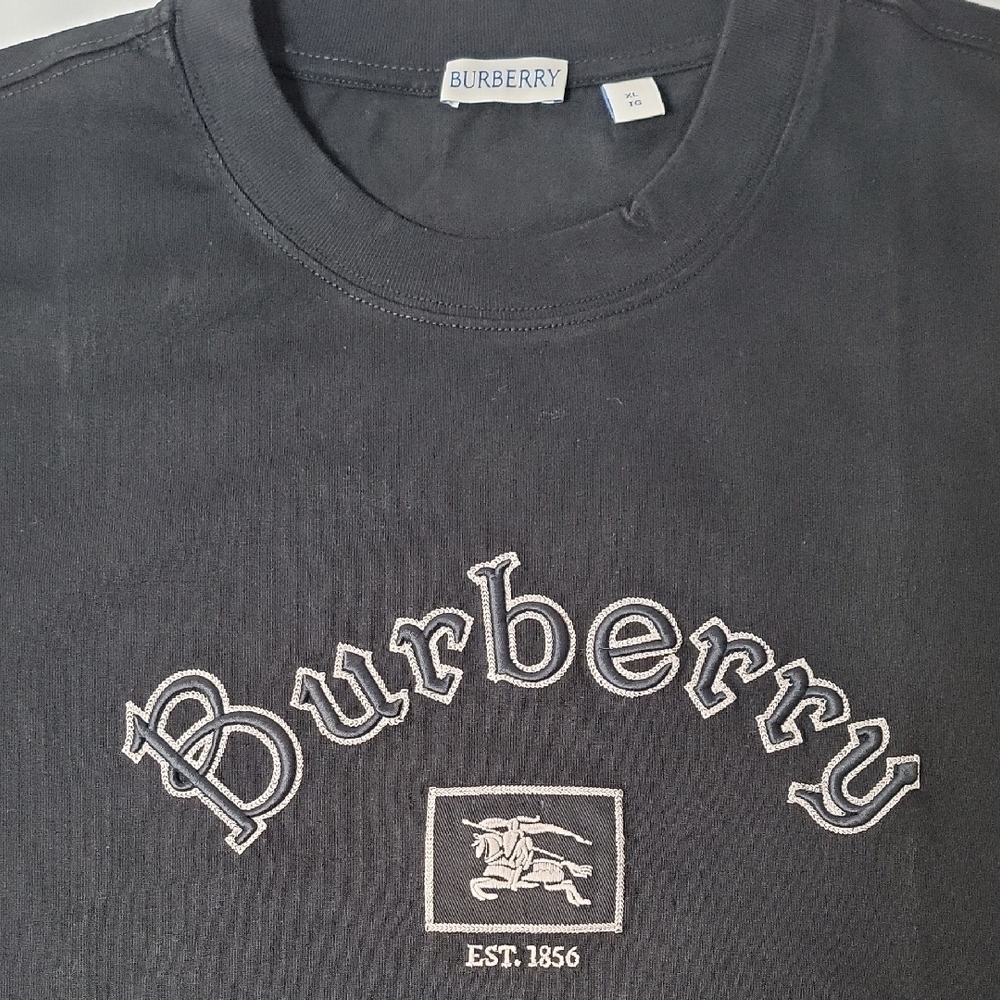 Burberry Black Graphic Logo Short Sleeve Tee - Picture 2 of 4